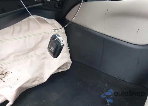 2023 Honda Hr-V Awd Lx z USA, uszkodzony, nr VIN 3CZRZ2H32PM741890